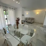 Naranjos Del Sol Appartamento Marbella